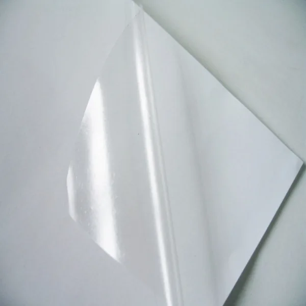 Laminación de Interior McCal - MATE, 127CM*50MT (X ROLLOS)